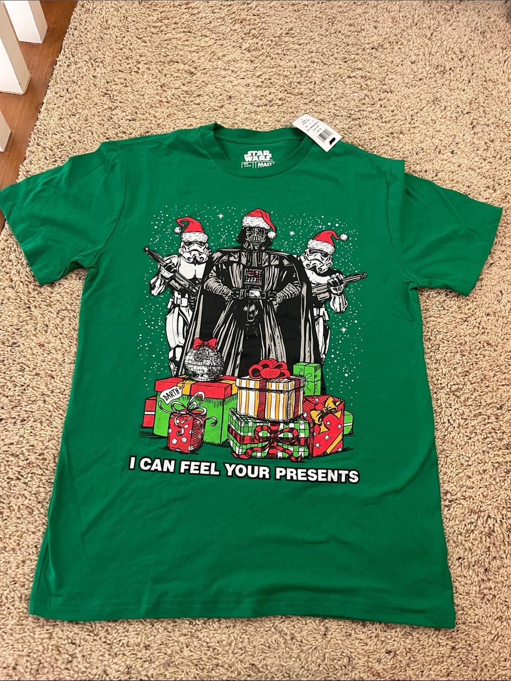 Star Wars Green Holiday Darth Vader & Stormtrooper Present Tee